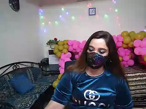 Arushisingh8888 online show from 12/25/24, 12:47