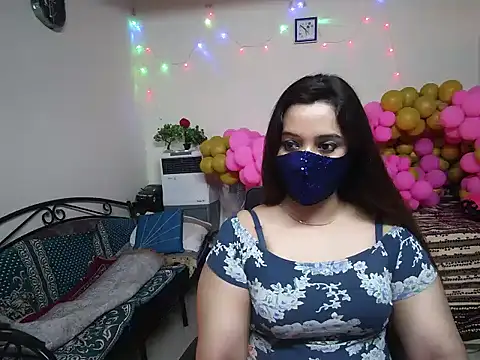 Arushisingh8888 online show from 12/30/24, 12:20