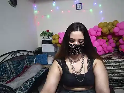 Arushisingh8888 online show from 12/31/24, 09:53