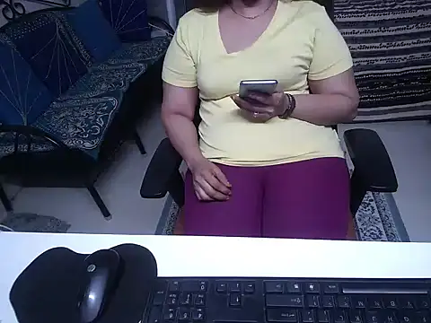 Arushisingh8888 online show from 01/28/25, 09:19