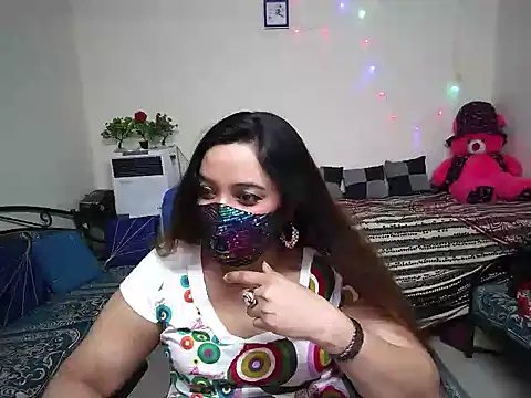 Arushisingh8888 online show from 02/15/25, 08:44