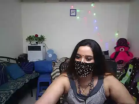 Arushisingh8888 online show from 02/28/25, 10:30