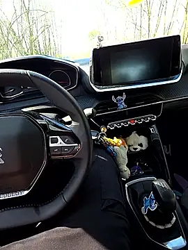 Snapshot of passivello98xxx chatting on 04/07/26, 02:17 passivello98xxx online show from 04/07/26, 02:17