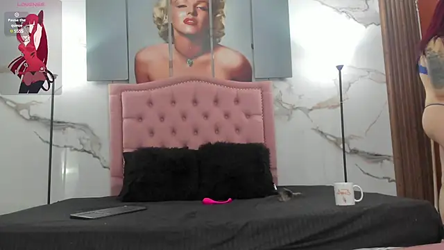 Ema Jonees online show from 03/18/25, 11:41