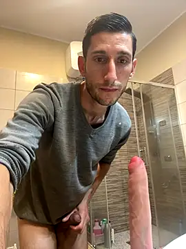 Gionnytav online show from 11/19/25, 04:40