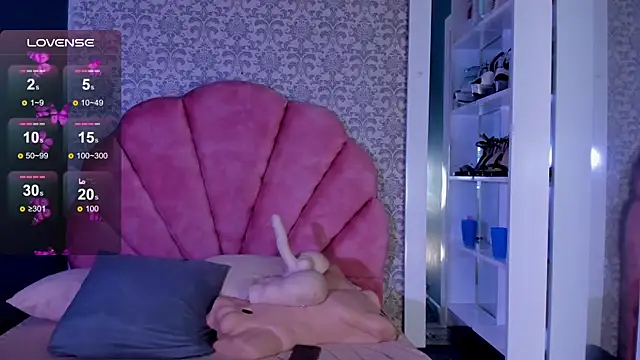 Samantha cp  online show from 01/25/25, 12:26