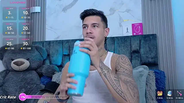 Snapshot of JAYCOB00 chatting on 03/07/26, 01:35 JAYCOB00 online show from 03/07/26, 01:35