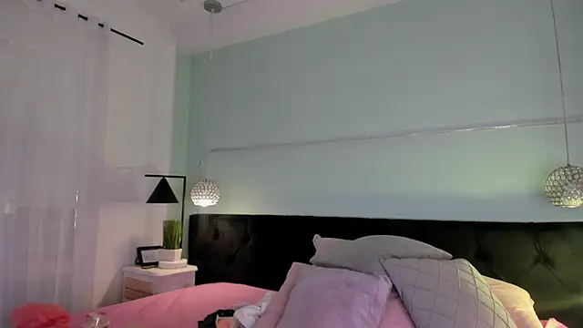 EvaaStevens online show from 03/11/25, 11:44