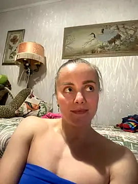 AlisaKissss online show from 10/13/25, 07:25