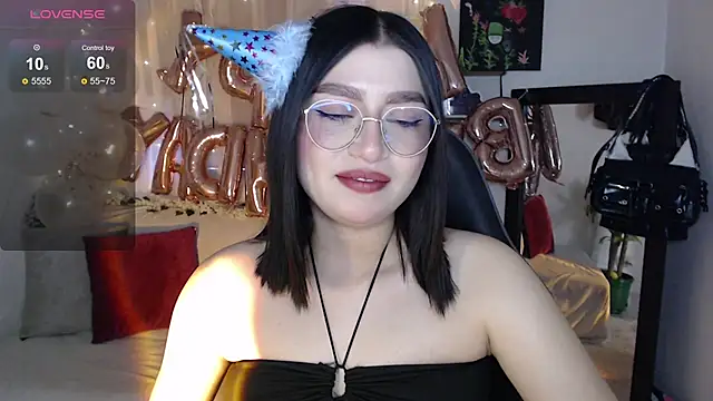 mily thomson b  online show from 09/11/25, 08:09