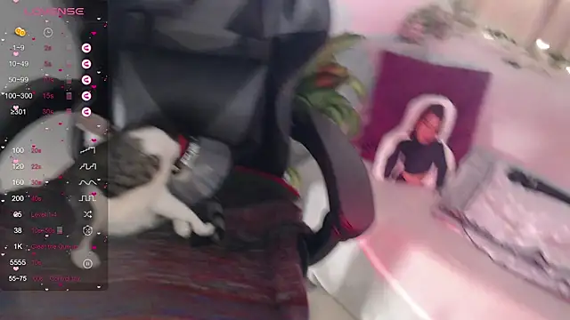 mily thomson b  online show from 10/11/25, 10:08