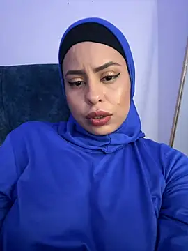 Snapshot of JannaNader12 chatting on 02/14/25, 01:56 JannaNader12 online show from 02/14/25, 01:56