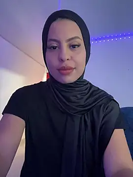 Snapshot of JannaNader12 chatting on 03/04/25, 05:24 JannaNader12 online show from 03/04/25, 05:24