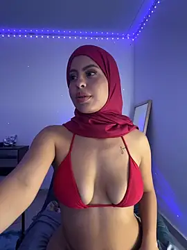 Snapshot of JannaNader12 chatting on 03/08/25, 02:01 JannaNader12 online show from 03/08/25, 02:01