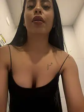 Snapshot of JannaNader12 chatting on 03/09/25, 01:46 JannaNader12 online show from 03/09/25, 01:46