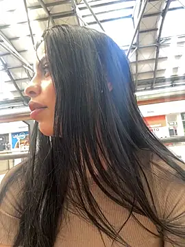 Snapshot of JannaNader12 chatting on 03/10/25, 08:12 JannaNader12 online show from 03/10/25, 08:12