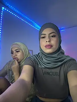 Snapshot of JannaNader12 chatting on 11/14/25, 11:35 JannaNader12 online show from 11/14/25, 11:35