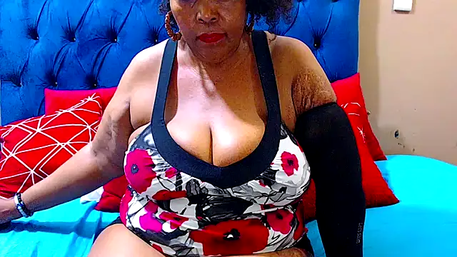 ebonycandy10 online show from 03/07/25, 08:02