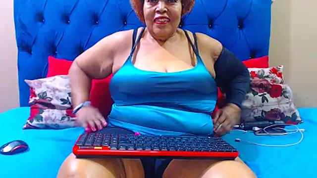 ebonycandy10 online show from 05/06/26, 04:30