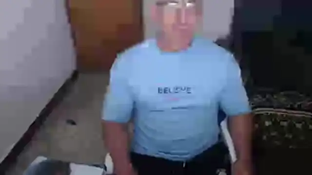 Snapshot of jefmuscle chatting on 05/31/26, 12:34 jefmuscle online show from 05/31/26, 12:34