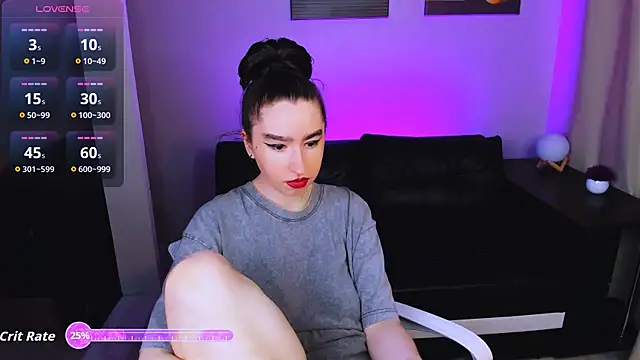 Snapshot of Lily_xBabe chatting on 06/25/26, 02:21 Lily xBabe online show from 06/25/26, 02:21