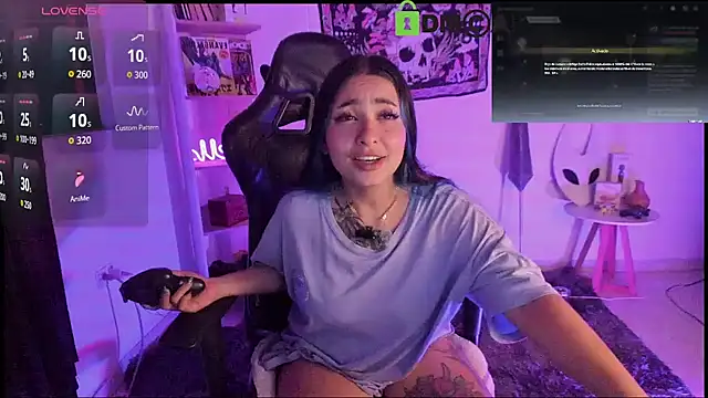 sweetcoralinee online show from 01/08/26, 03:09