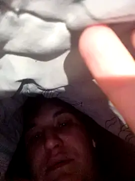 Snapshot of BlackVBarbie chatting on 03/05/25, 01:39 BlackVBarbie online show from 03/05/25, 01:39