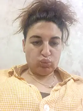 Snapshot of BlackVBarbie chatting on 09/15/25, 05:02 BlackVBarbie online show from 09/15/25, 05:02