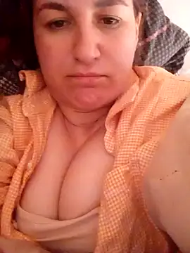 Snapshot of BlackVBarbie chatting on 09/22/25, 12:40 BlackVBarbie online show from 09/22/25, 12:40