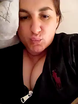 Snapshot of BlackVBarbie chatting on 09/24/25, 02:09 BlackVBarbie online show from 09/24/25, 02:09