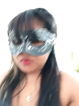 littlequeen77 online show from 01/18/25, 06:53