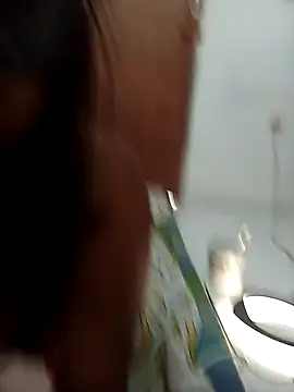 littlequeen77 online show from 02/21/25, 09:13