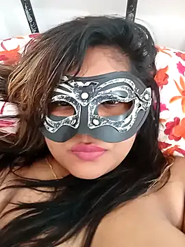 littlequeen77 online show from 03/02/25, 05:58