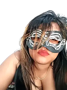 littlequeen77 online show from 03/15/25, 07:59