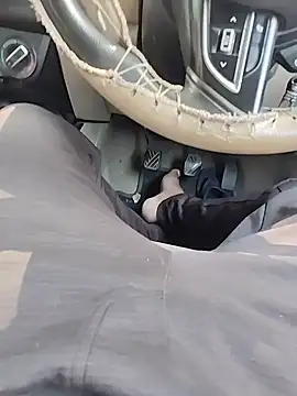 Snapshot of DADDY69SS chatting on 10/23/25, 08:02 DADDY69SS online show from 10/23/25, 08:02