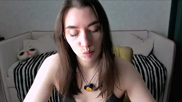 Snapshot of pussyhome2407 chatting on 03/21/26, 10:24 pussyhome2407 online show from 03/21/26, 10:24