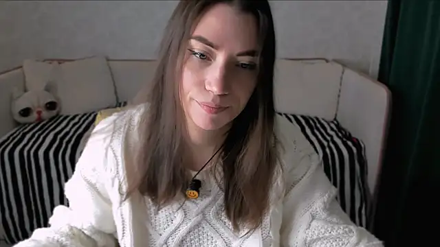 Snapshot of pussyhome2407 chatting on 04/18/26, 10:10 pussyhome2407 online show from 04/18/26, 10:10