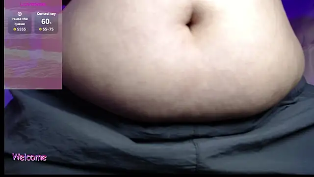 Snapshot of HECATE_23 chatting on 03/20/26, 02:11 HECATE 23 online show from 03/20/26, 02:11