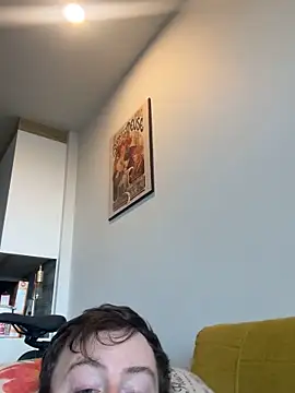 Snapshot of bigdhali chatting on 10/05/25, 02:59 bigdhali online show from 10/05/25, 02:59