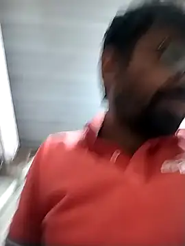 Snapshot of Skcreation123 chatting on 11/03/25, 02:18 Skcreation123 online show from 11/03/25, 02:18