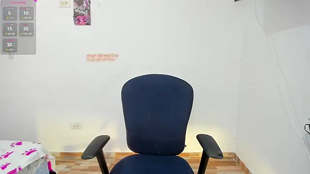 Snapshot of misskimaa2 chatting on 10/05/25, 07:45 misskimaa2 online show from 10/05/25, 07:45