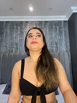 ThaniaJones online show from 02/17/26, 12:01