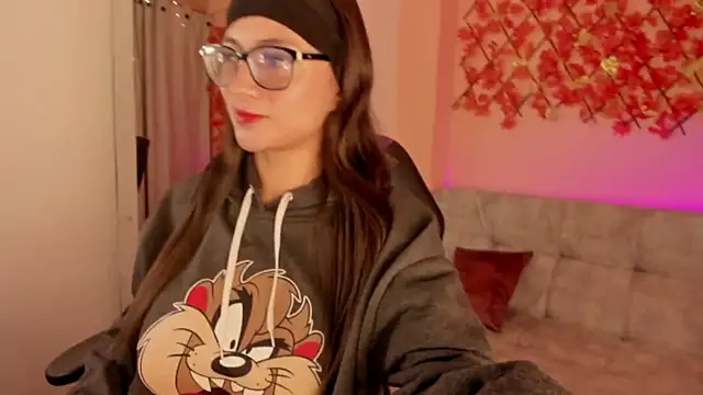 Snapshot of Sweet_Candies chatting on 03/14/25, 03:37 Sweet Candies online show from 03/14/25, 03:37