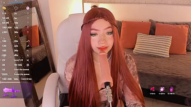 Snapshot of Kloe_Raize chatting on 01/14/25, 09:41 Kloe Raize online show from 01/14/25, 09:41