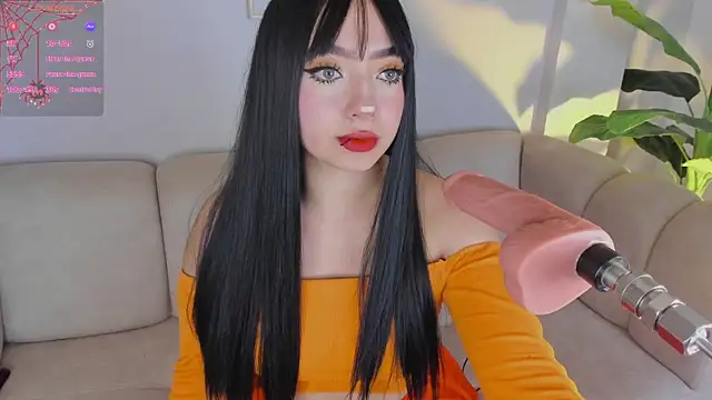 Snapshot of Kloe_Raize chatting on 10/19/25, 06:03 Kloe Raize online show from 10/19/25, 06:03