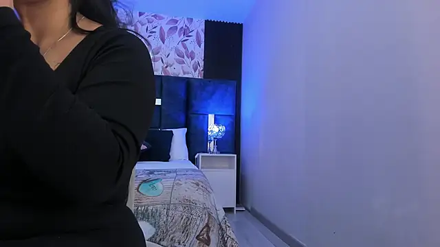 PaulinaDuarte online show from 11/07/25, 11:21