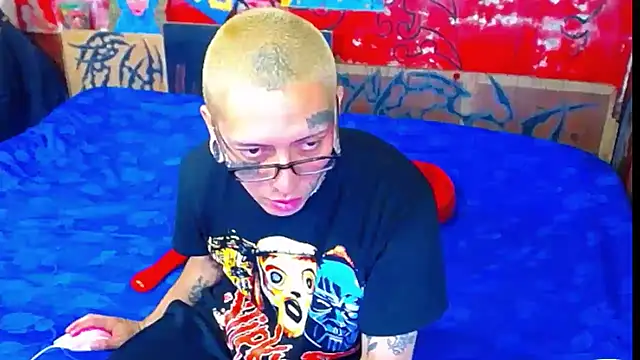 deivid estrada online show from 11/25/25, 04:07