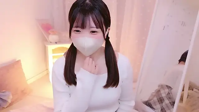 Snapshot of HONO_cha chatting on 03/19/25, 11:17 HONO cha online show from 03/19/25, 11:17