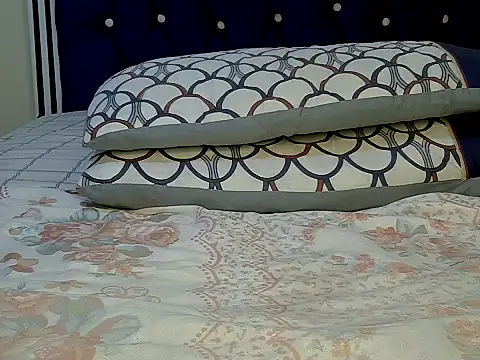 Snapshot of Goddess_nanaya chatting on 11/06/25, 11:22 Goddess nanaya online show from 11/06/25, 11:22