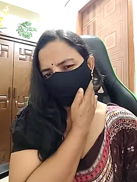 Snapshot of Payel-Sen chatting on 12/14/25, 11:20 Payel-Sen online show from 12/14/25, 11:20